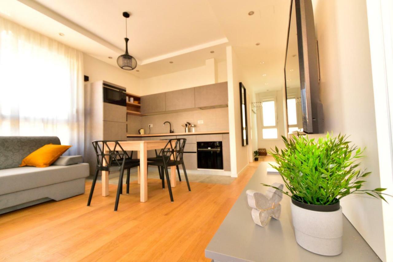 Mm Residence Spalato Esterno foto